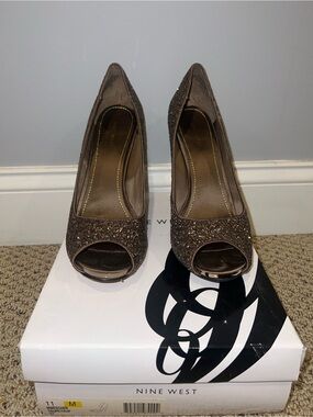 Nine West Brown Glitter Peep-Toe Pumps